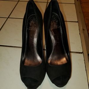 Vince Camuto Peep toe Heels